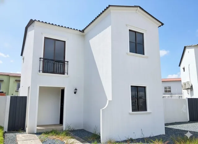 Foto de Venta Casa La Rioja, Km 17 Av Leon Febres Cordero, Guayas