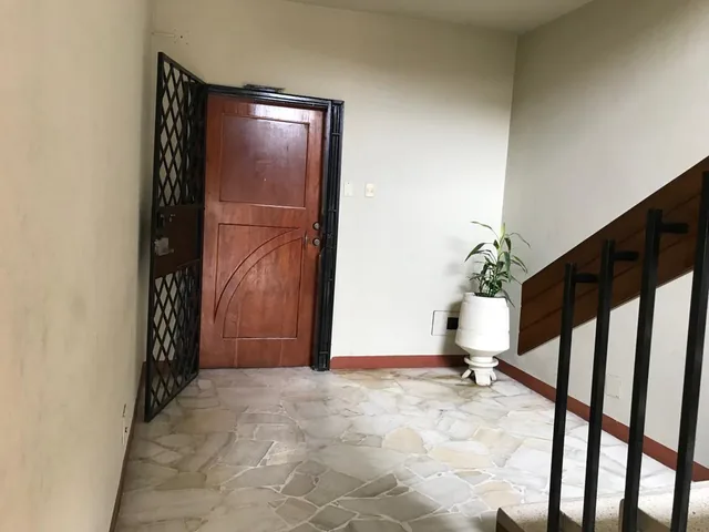 Foto de Vendo Amplio Departamento Cdla Kennedy, Guayas