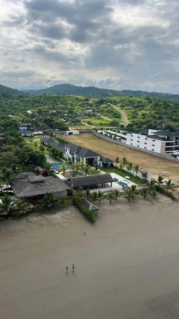 Foto de Terreno a La Playa con Preciosa Vista Al Mar, Mas de 44 m a La Playa en Curia