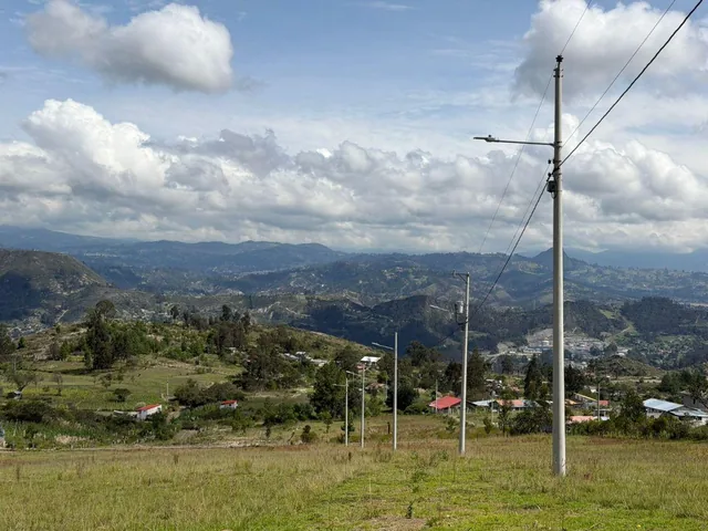 Foto de Amplio Lote de Terreno en Challuabamba Alto T3192, Azuay