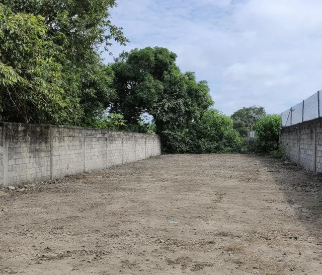Foto de Terreno en Venta en Tonsupa 310 m²