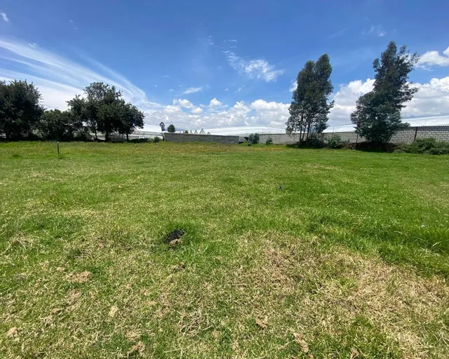Foto de Lasso, en Venta Terreno 5700 m² Frente Aglomerados Cotopaxi, Cotopaxi