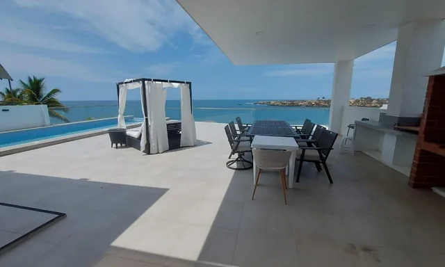 Foto de Linda Casa en Cumbres de Ayangue con Espectacular Vista Al Mar