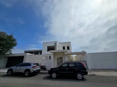 Foto de Casa de Venta en Urbanización Manta 2000 G/z, Manabí