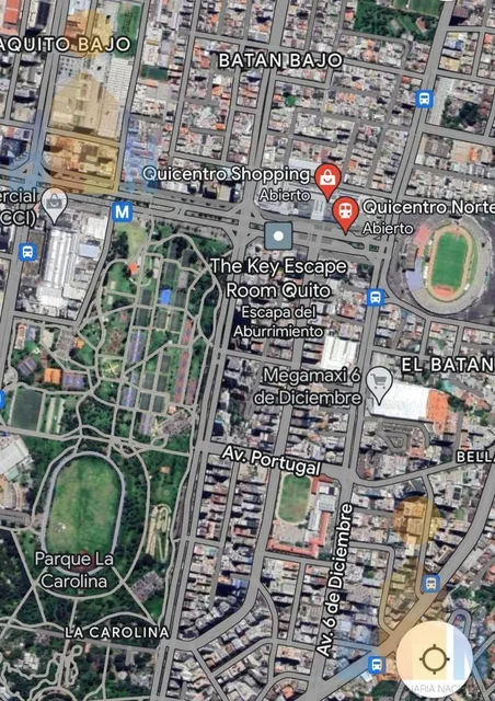 Foto de Vendo Terreno con Bodegas / Galpones a 3 Minutos de Quicentro Shopping La Carolina