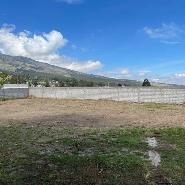 Foto de Terreno Plano en Venta en Urbanización Privada Unamuncho, Tungurahua