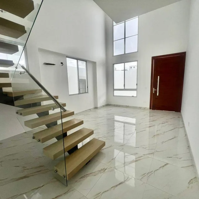 Foto de Casa de Venta Urb Cristal Azul 200 m de Terreno 137 m de Construccion $165.000, Manabí