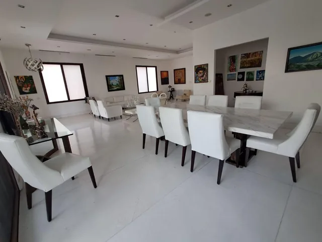 Foto de Venta de Casa Super Lujo en Mocoli Samborondon con 1200 m² de Construccion, Guayas