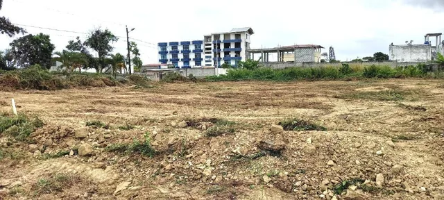 Foto de Terreno 1018 m² Esquinero, Independiente en Tonsupa, Esmeraldas