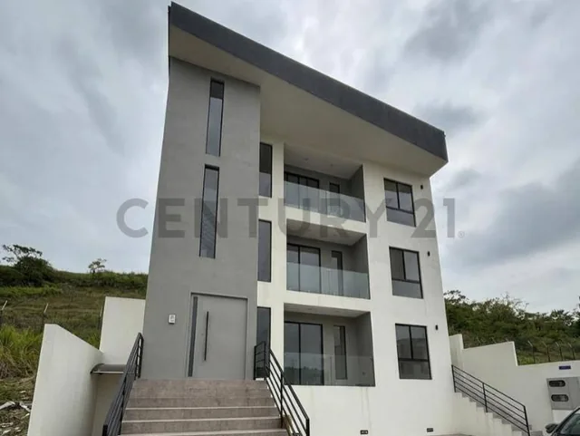 Foto de Venta de Departamento Estreno en Villa Club. m. A. Guayas