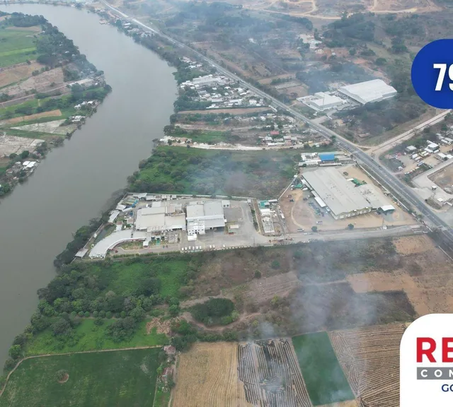 Foto de Terreno en Venta Via a Daule 79.000 m², Guayas