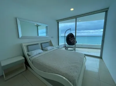 Foto de H/ Tonsupa, en Venta Espectacular Departamento, 2 Dorm. 100 m²