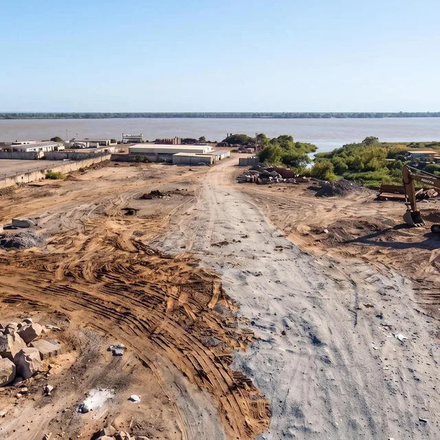 Foto de Terreno en Venta de 6,2ha en Duran Frente Al Rio, Guayas
