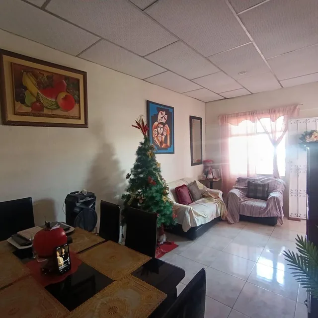 Foto de Casa en Venta en Sauces 6 Gabr, Guayas