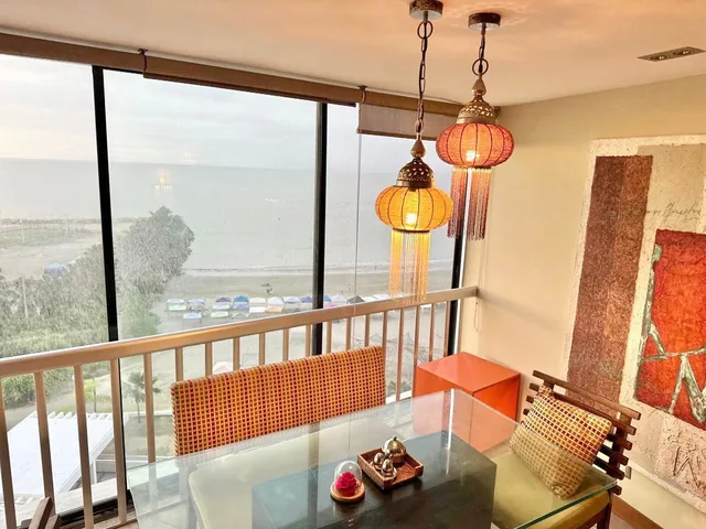 Foto de Departamento de 108 m² con 3 Dorm. Frente Al Mar en Venta en Punta Blanca