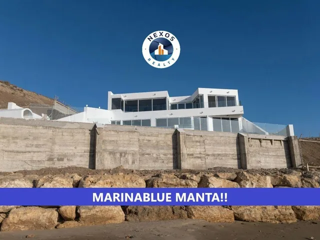 Foto de Exclusiva Casa Frente Al Mar de Venta en Marinablue Manta! Vista! Piscina!, Manabí