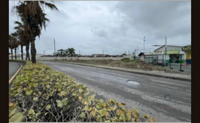 Foto de Venta de Terreno Comercial Triangular en Casa Laguna. m. N, Guayas