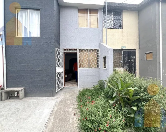 Foto de Casa en Venta en Marianitas de Calderón / Conjunto Santa Marianita