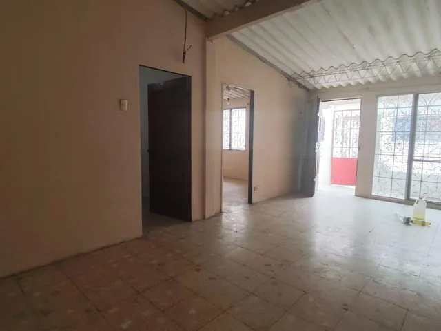 Foto de Casa en Venta, Sauces 5, Norte de Guayaquil, Irir, Guayas