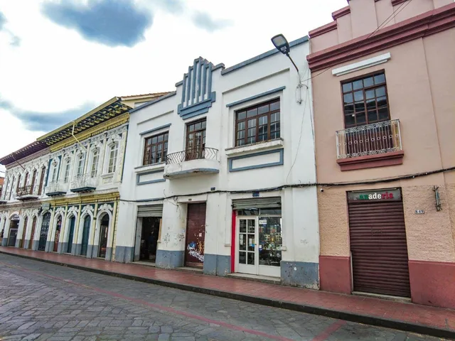 Foto de Propiedad en Venta Exclusiva Para Inverción, Sector Centro Histórico, Azuay