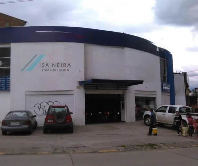 Foto de Local Comercial - El Batán, Azuay