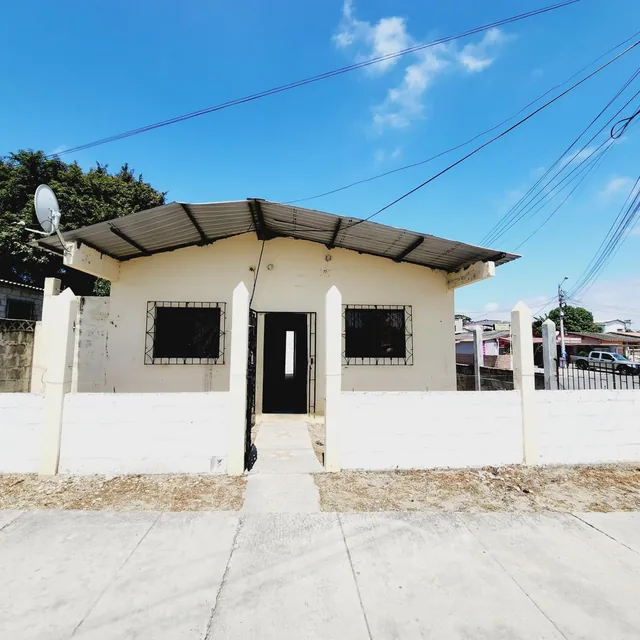 Foto de Casa de 2 Dorm. en Venta - Santa Elena - Sector Barrio Spencer