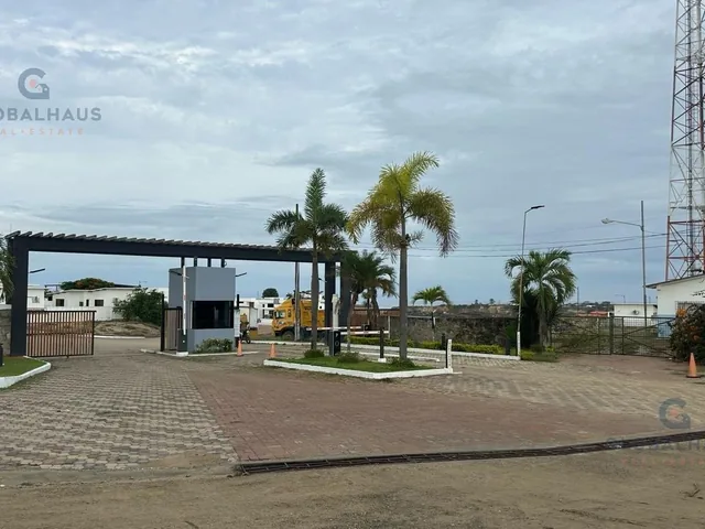 Foto de Terreno en Venta - Urbanización Cumbres de Ayangue - Santa Elena V. B. Provincia de Santa Elena