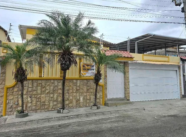 Foto de Vendo Casa Urb. La Campiña, Una Panta, con Piscina, Manabí