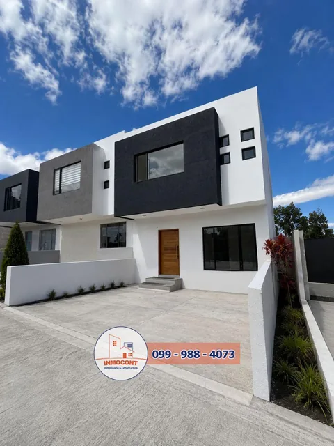 Foto de Moderna Vivienda en Venta con Credito Miti Miti; Sector Ochoa León, Azuay