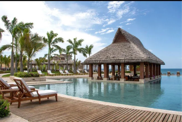 Foto de Terreno en Venta Casa del Sol Urbanización Exclusiva en Ayangue