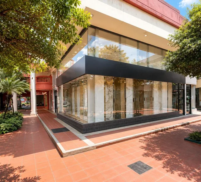 Foto de Oficina Comercial de 197 m² en Venta en El Norte de Guayaquil, Guayas