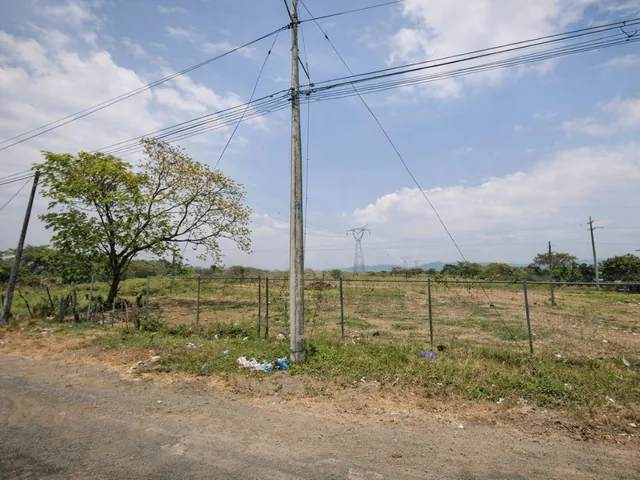 Foto de Terreno en Venta E 24 Ha en Vía a Daule, Entre Km²0 - 30, Guayas