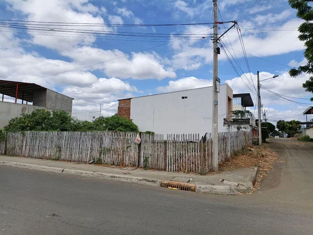 Foto de Terreno en Venta, Último Terreno Esquinero en Ese Sector, Manabí