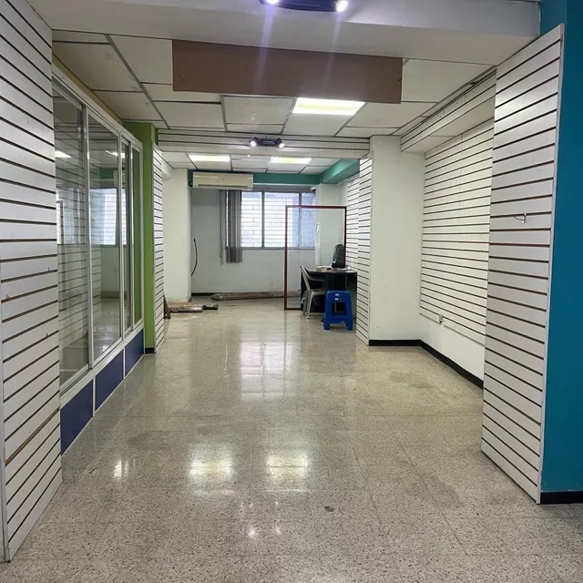 Foto de Venta Oficina Centro de Guayaquil Lorenzo de Garaicoa Vanro, Guayas