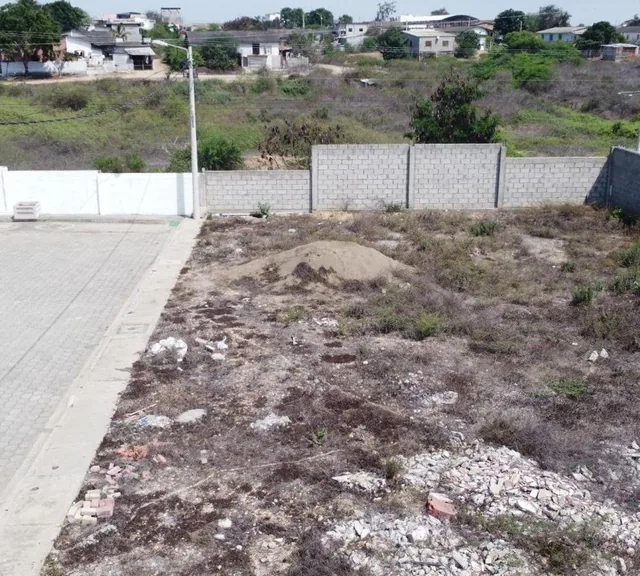 Foto de Venta de Terrenos en Urbanización Brisas de Ancón