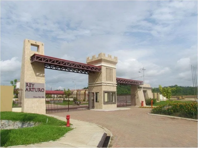 Foto de Venta Casa Una Planta en Urb. Villas del Rey, Etapa Rey Arturo, 3 Dorm. Guayas