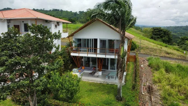 Foto de Casa en Venta Vista Al Mar, Completamente Amoblada, Jama Manabí, Manabí