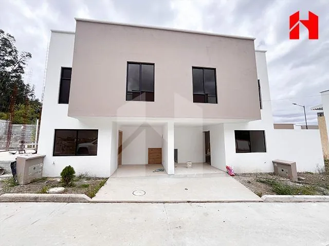 Foto de Vendo Casa en Cuenca Sector Ochoa León Aplica Crédito Vip (Cv3352), Azuay