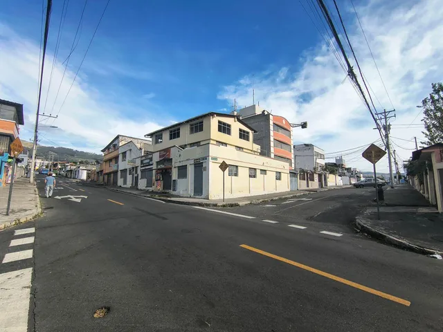 Foto de Casa de Venta en El Sector de Quito Norte, en La Calle Flavio Alfaro