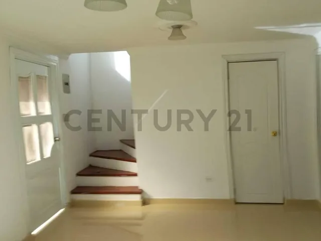 Foto de De Oportunidad Casa Norte de Quito por La Ant