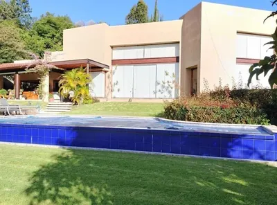 Foto de Venta de Casa Independiente en Cumbaya Sector Urb Meneses Pallares