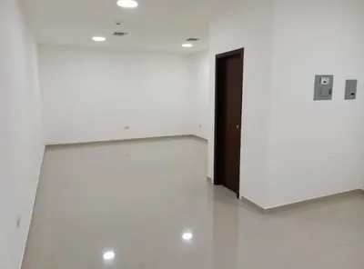 Foto de Oficina de Venta en El Edificio Villa Club, Urb. Villa Club, La Aurora. Guayas