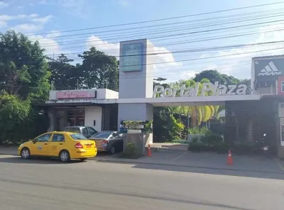 Foto de Plaza Comercial de Venta en Calceta, Manabí
