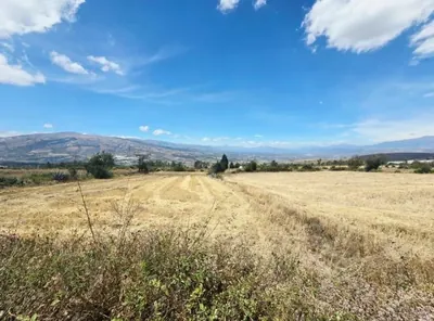 Foto de Terreno de 2300 m² en Venta Tabacundo