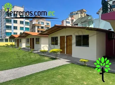 Foto de Terterreno de Venta en Castelnuovo - Tonsupa 2854.57 m² con Complejo de Cabañas O