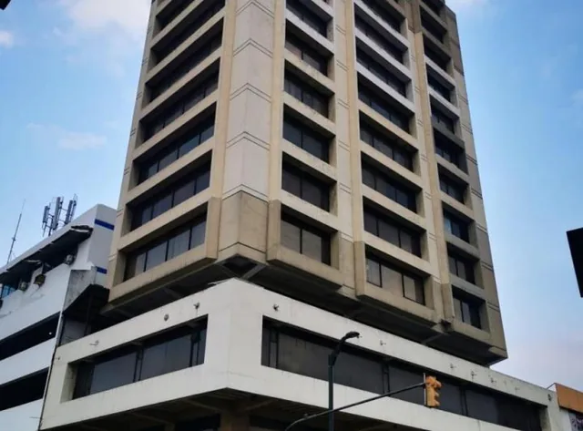Foto de En Venta Piso Completo de Oficina 387 m Norte Gye. - Mae Recalde, Guayas
