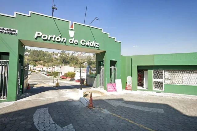 Foto de Vendo Casa de Oportunidad Conj. Porton de Cadiz - Monjas