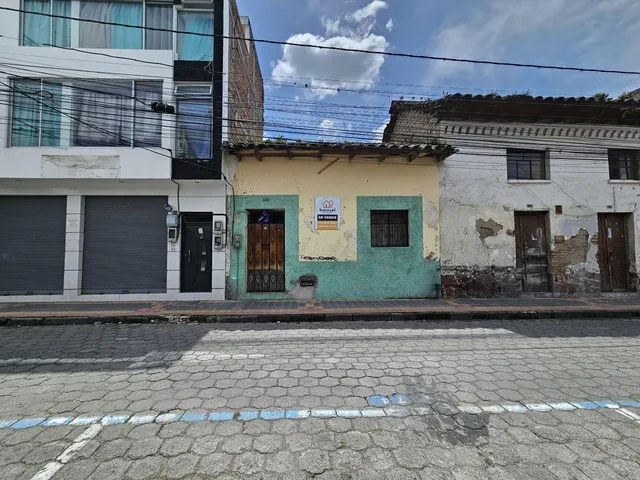 Foto de Casa de 386.87 m² Terreno Ideal Para Proyecto en Otavalo, Imbabura