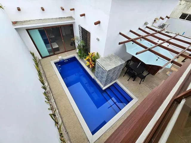 Foto de Precio Rebajado Vendo Hermosa Casa con Piscina y Suites en Salinas