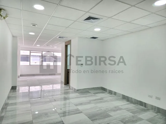 Foto de Oficina en Venta o Alquiler, Incluye Parqueo - Platinum 2, Av León Febres Cordero, Guayas